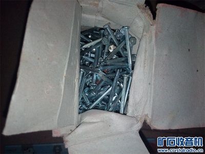 庫存五金雜件 釘子、螺絲、窗鉤等實用配件介紹